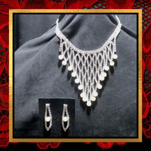 Jewelry - New Rhinestone Net Pearl Necklace & Earrings #719 Jewelry - New Rhinestone Net Pearl Necklace & Earrings #719